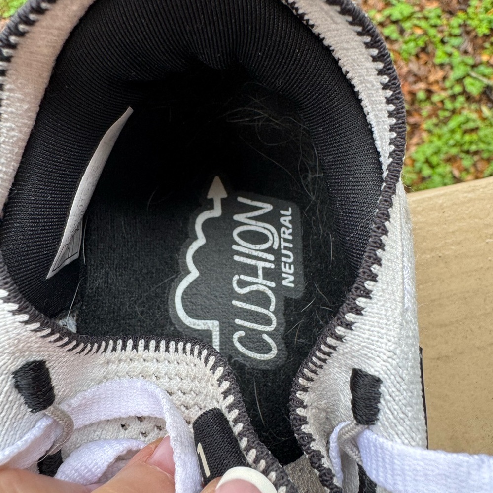 Brooks Black and White Athletic Sneakers - Picture 9 of 10